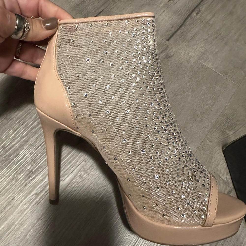 Elegant Nude Peep-Toe Stiletto Heels